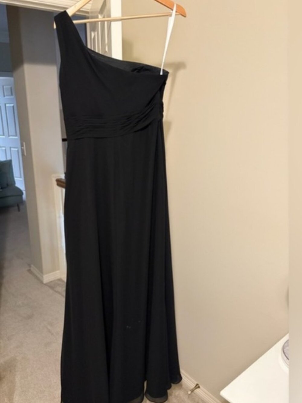 Size 12 Azazie one shoulder dress